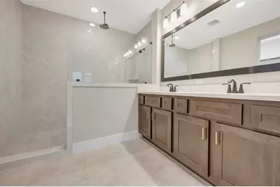 16031 Hayes Park Drive, Houston, TX 77079 - Photo 39