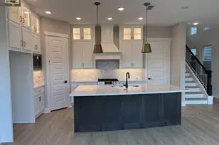 16031 Hayes Pk Dr, Houston, TX 77079 - Photo 7