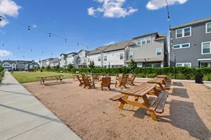 16031 Hayes Pk Dr, Houston, TX 77079 - Photo 11