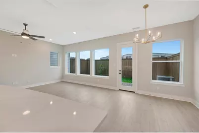 16031 Hayes Park Drive, Houston, TX 77079 - Photo 19