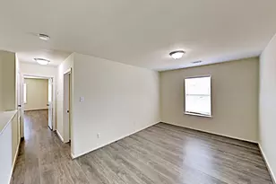 12402 Grossmount Dr, Houston, TX 77066 - Photo 5