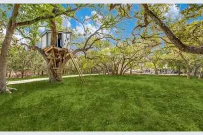 950 Eden Estates Drive, New Braunfels, TX 78132 - Photo 11