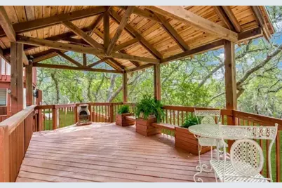 950 Eden Estates Drive, New Braunfels, TX 78132 - Photo 5