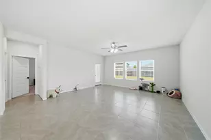 2703 Fairfield Landing Ln, Pearland, TX 77089 - Photo 9