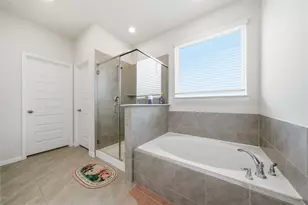 2703 Fairfield Landing Ln, Pearland, TX 77089 - Photo 17