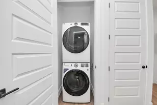 15635 Memorial Dr, Houston, TX 77079 - Photo 13