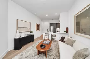 15635 Memorial Dr, Houston, TX 77079 - Photo 25