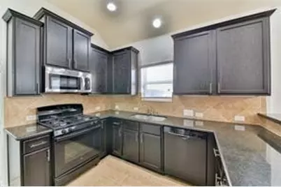 2013 Troon Drive, La Porte, TX 77571 - Photo 9