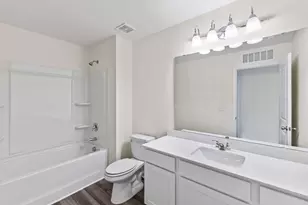 3223 Diamond Vw Ln, Angleton, TX 77515 - Photo 11