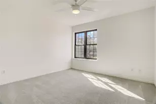 702 Augusta Dr, Houston, TX 77057 - Photo 13