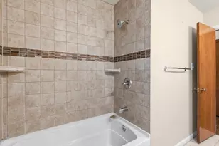 10229 Royal Oaks Dr, Houston, TX 77016 - Photo 15