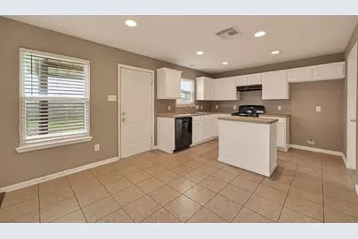 2338 Summit Meadow Drive, Houston, TX 77489 - Photo 5