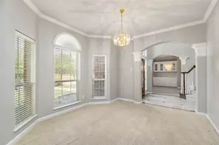 3123 Wilshire Ln, Baytown, TX 77521 - Photo 9
