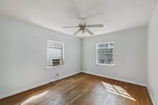 1823 W Main St, Houston, TX 77098 - Photo 9