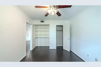 7575 Katy Freeway #103, Houston, TX 77024 - Photo 17