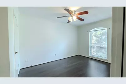 7575 Katy Freeway #103, Houston, TX 77024 - Photo 11