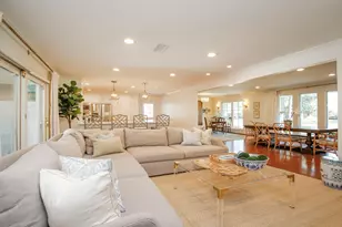 827 St George Ln, Houston, TX 77079 - Photo 17