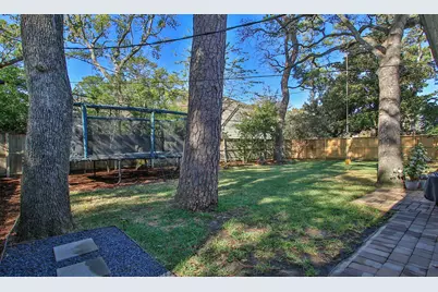 827 Saint George Lane, Houston, TX 77079 - Photo 49