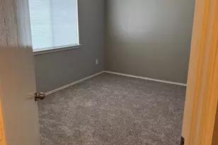 10906 View Pointe Ln, Houston, TX 77034 - Photo 7