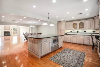 33 Maple Lane, Galveston, TX 77551 - Photo 13