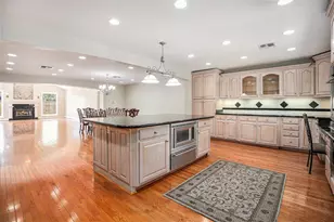 33 Maple Ln, Galveston, TX 77551 - Photo 13