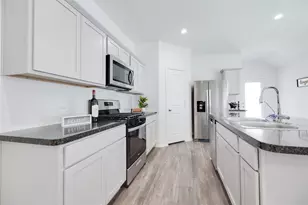 5706 Simcrest Grove Dr, Spring, TX 77373 - Photo 9