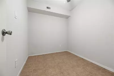 4637 Wild Indigo Street #421, Houston, TX 77027 - Photo 13