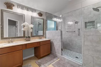 4047 Conifer Drive, Dickinson, TX 77539 - Photo 11