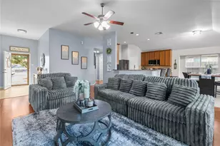 4047 Conifer Dr, Dickinson, TX 77539 - Photo 5