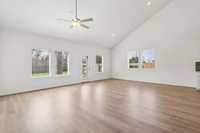 5407 Kingdom Heights Boulevard, Rosenberg, TX 77471 - Photo 7