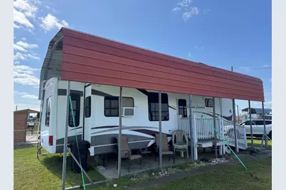 1561 County Road 299, Sargent, TX 77414 - Photo 1