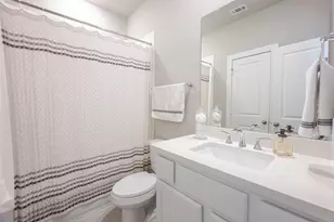 4035 Shackleton Ct, Iowa Colony, TX 77583 - Photo 13