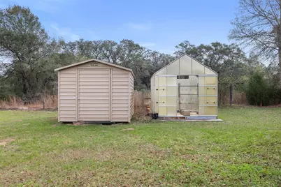 1273 Highway 90A W, Sheridan, TX 77475 - Photo 39