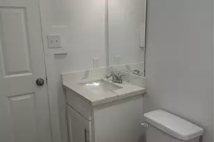 2281 Des Jardines St, Houston, TX 77023 - Photo 13