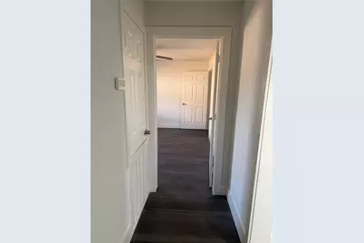 2281 Des Jardines Street, Houston, TX 77023 - Photo 17