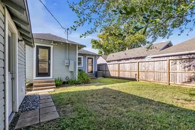 1015 E 14th Street, Houston, TX 77009 - Photo 29