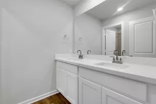 149 Angelina Trl, Dayton, TX 77535 - Photo 17