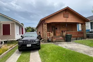 3315 Ave O 1/2, Galveston, TX 77550 - Photo 9