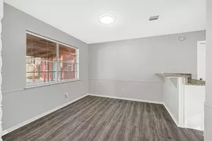 7722 Battlewood Dr, Houston, TX 77040 - Photo 5