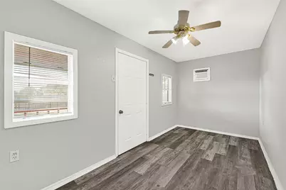 7722 Battlewood Drive, Houston, TX 77040 - Photo 11