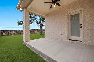 162 Buffalo Rdg Rd, Giddings, TX 78942 - Photo 25