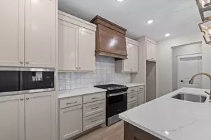 162 Buffalo Rdg Rd, Giddings, TX 78942 - Photo 5