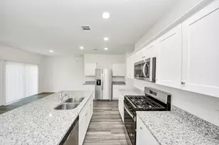 10315 Malta Trce Dr, Rosharon, TX 77583 - Photo 9