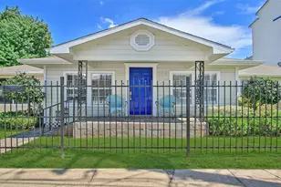 1518 Sabine St, Houston, TX 77007 - Photo 1
