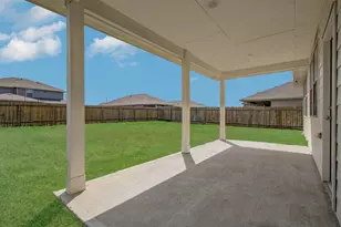 304 Morning Dove Trl, Sealy, TX 77474 - Photo 33