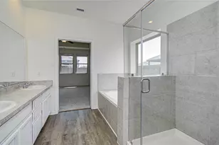 304 Morning Dove Trl, Sealy, TX 77474 - Photo 5