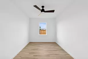 682 Daniels Lk Ln, Dayton, TX 77535 - Photo 3