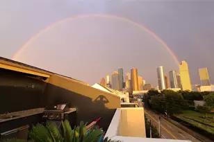 1304 W Dallas, Houston, TX 77019 - Photo 1