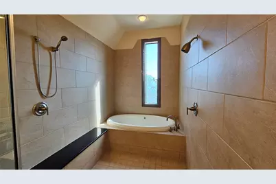 1304 W Dallas, Houston, TX 77019 - Photo 25