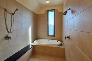 1304 W Dallas, Houston, TX 77019 - Photo 25